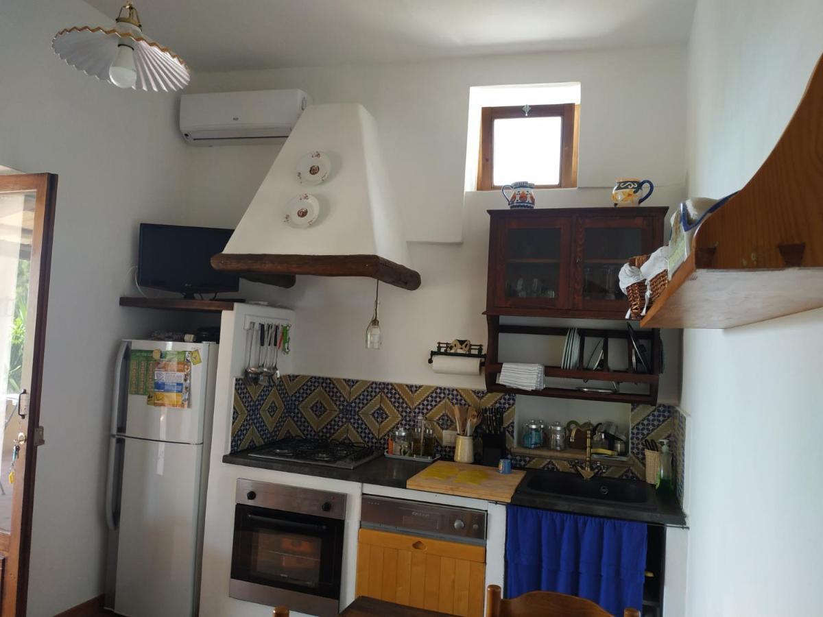 Villetta Punta Granata Santa Marina Salina Extérieur photo